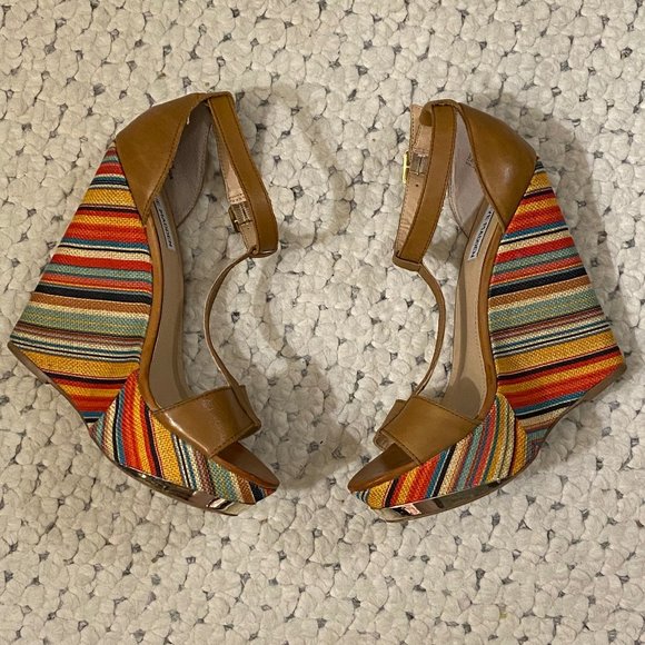 Steve Madden Shoes - Steve Madden PUCCI WEDGES Mod T-Strap Sandals 7.5